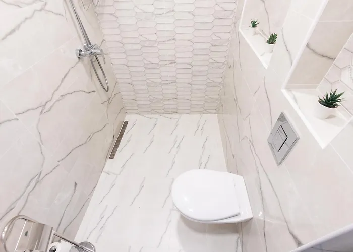 Cozy Chic Flat Stylish Center Апартамент